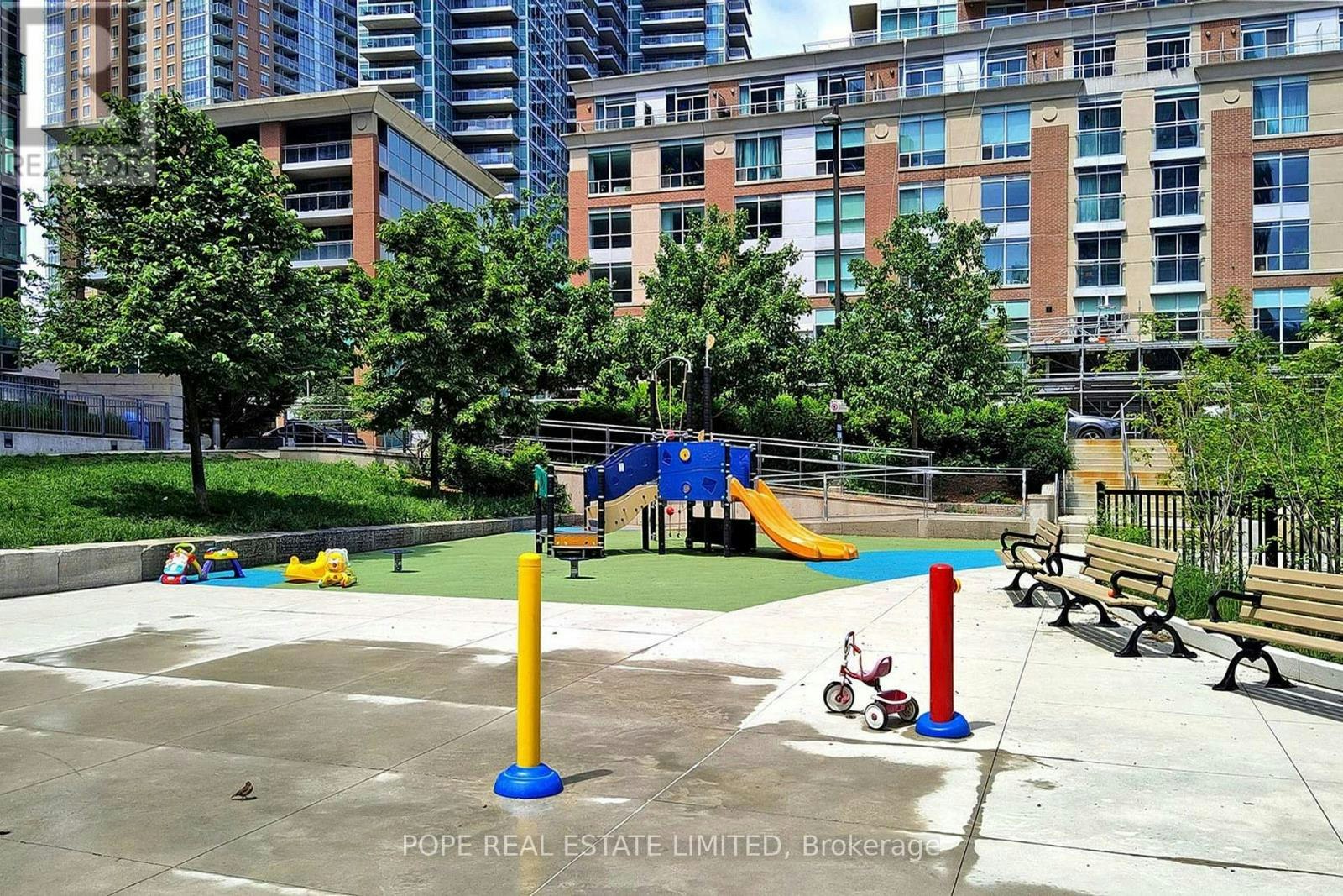 616-85 Liberty Street EAST, Toronto, ON, M6K 3R4 - 3