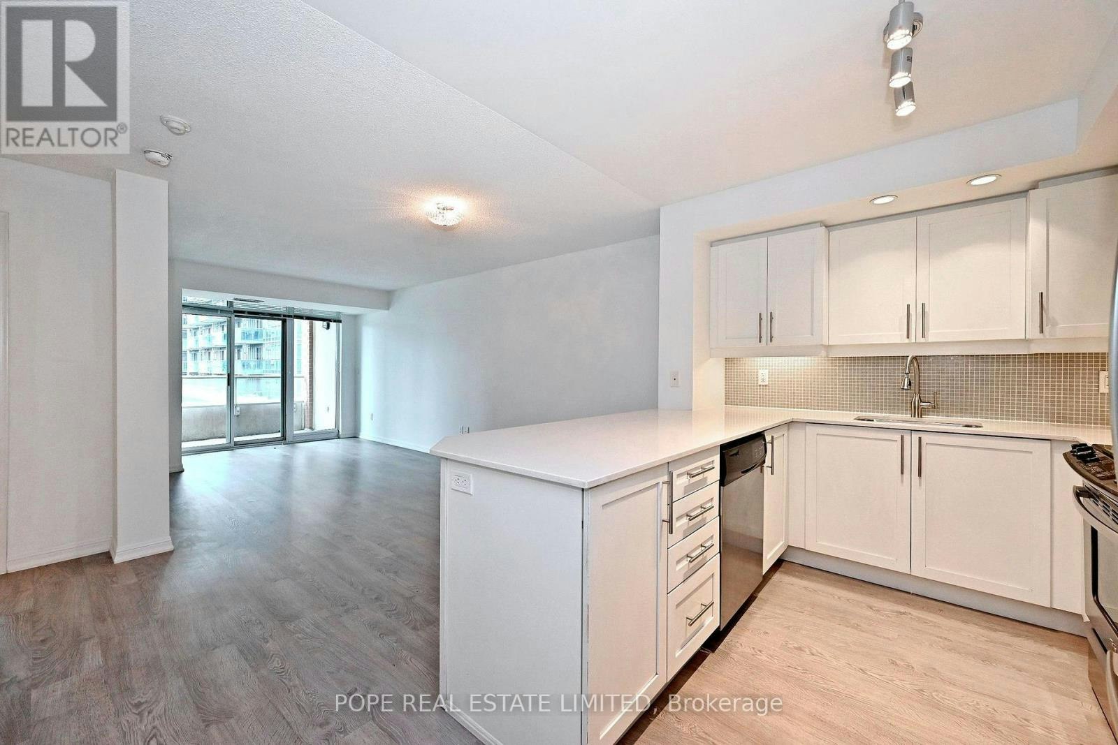 616-85 Liberty Street EAST, Toronto, ON, M6K 3R4 - 8