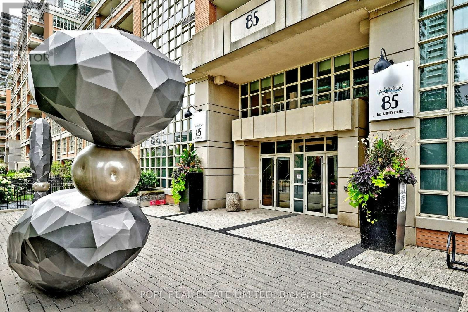 616-85 Liberty Street EAST, Toronto, ON, M6K 3R4 - 34