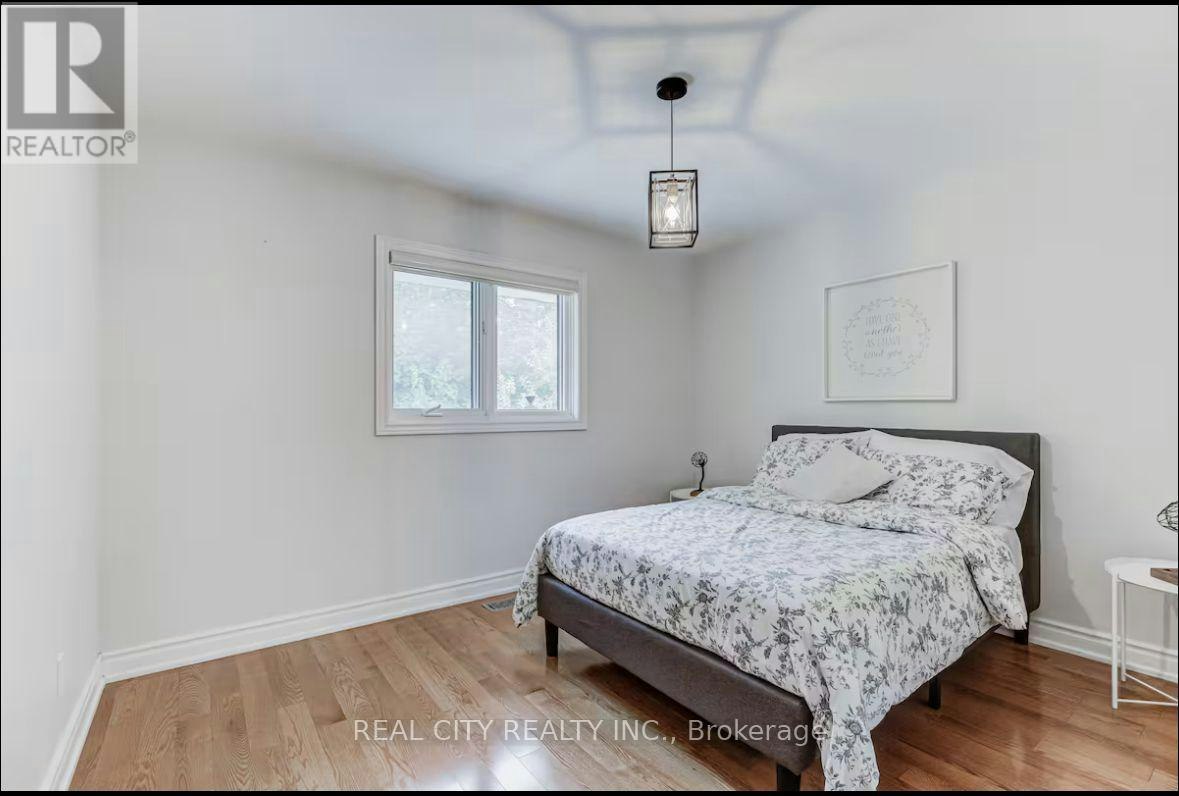 MAIN-96 Wyndcliff Crescent, Toronto, ON, M4A 2K2 - 15