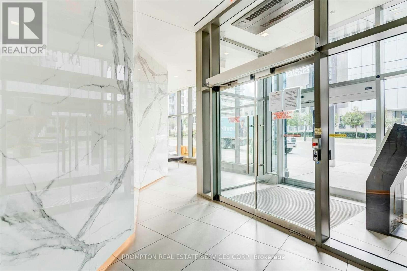 2703-85 Queens Wharf Road, Toronto, ON, M5V 0J9 - 3