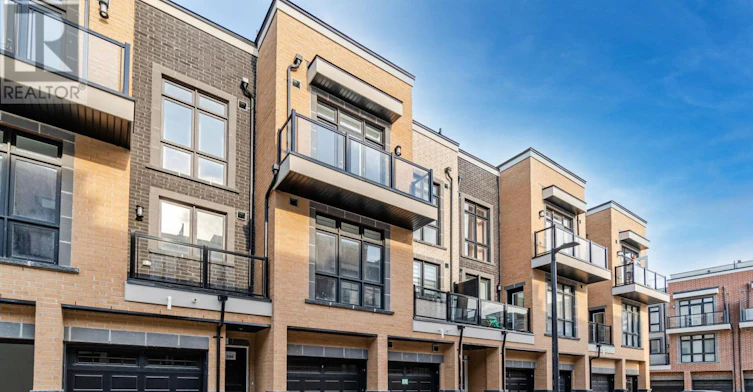 2 (279-12860 Yonge Street, Richmond Hill, ON, L4E 1J4