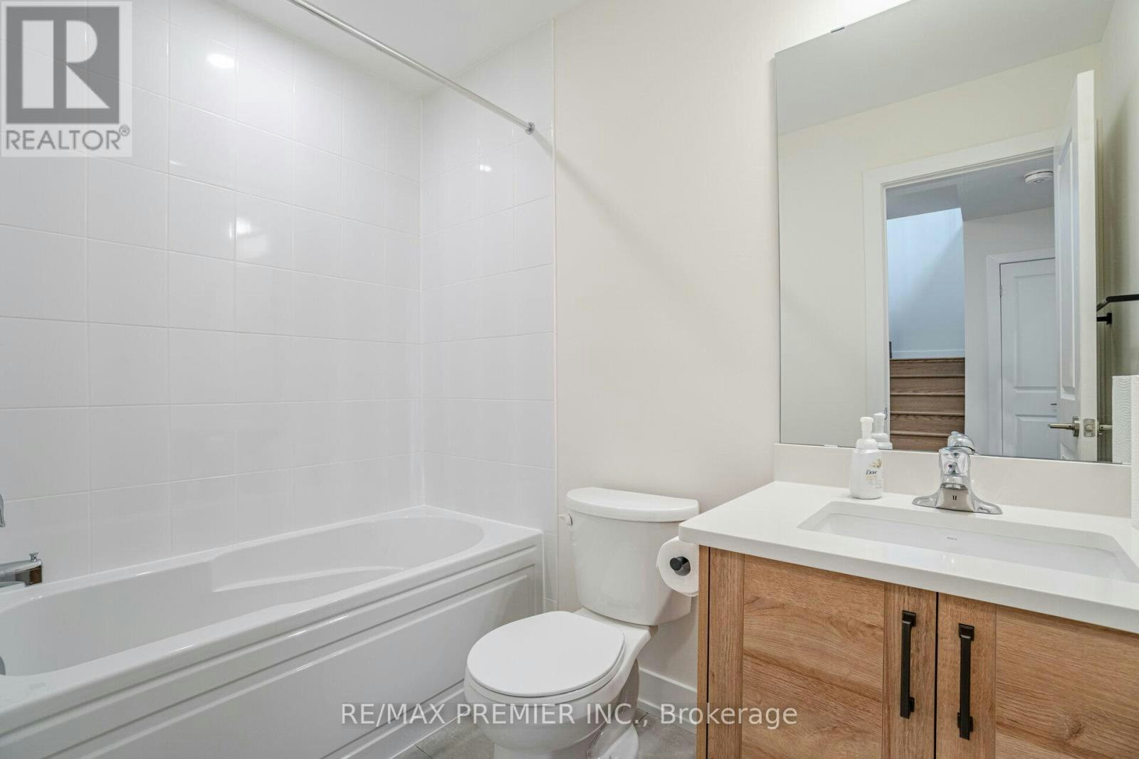 2 (279-12860 Yonge Street, Richmond Hill, ON, L4E 1J4 - 16