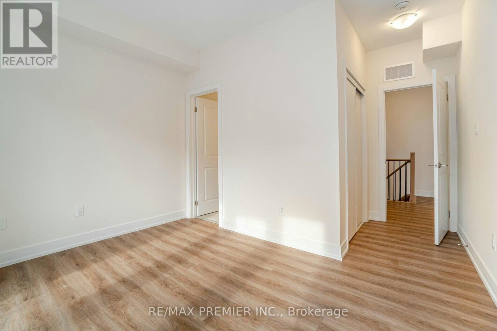 2 (279-12860 Yonge Street, Richmond Hill, ON, L4E 1J4 - 13