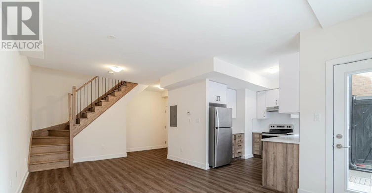 2 (279-12860 Yonge Street, Richmond Hill, ON, L4E 1J4 - 5
