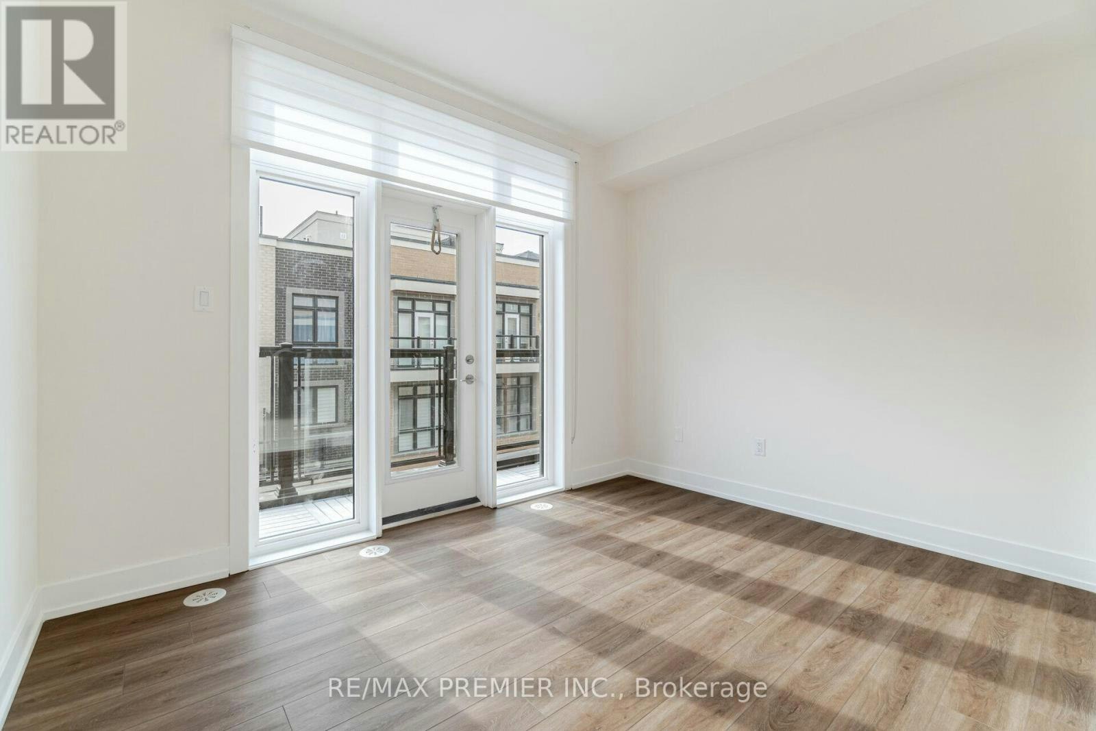 2 (279-12860 Yonge Street, Richmond Hill, ON, L4E 1J4 - 10