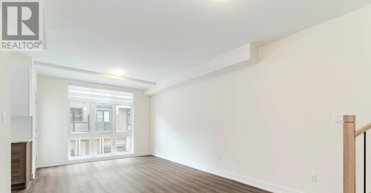 2 (279-12860 Yonge Street, Richmond Hill, ON, L4E 1J4 - 3