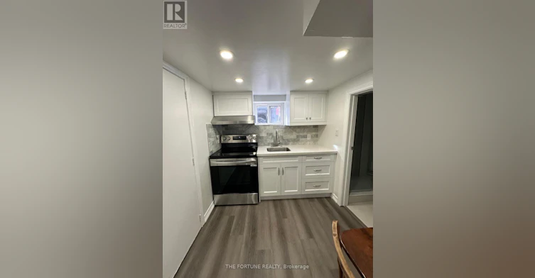 54 Patika Avenue, Toronto, ON, M9N 2E9 - 6