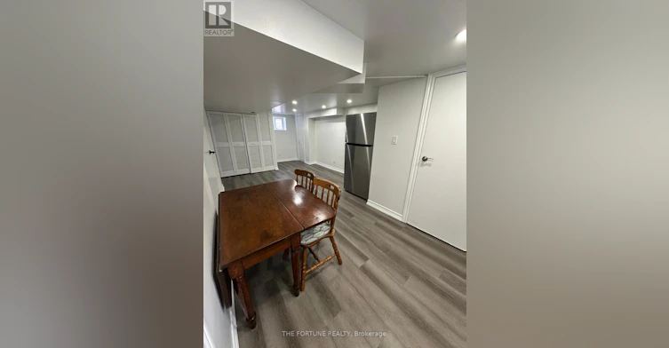 54 Patika Avenue, Toronto, ON, M9N 2E9 - 4
