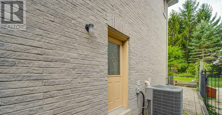 58 Bowan Court, Toronto, ON, M2K 3A7 - 46