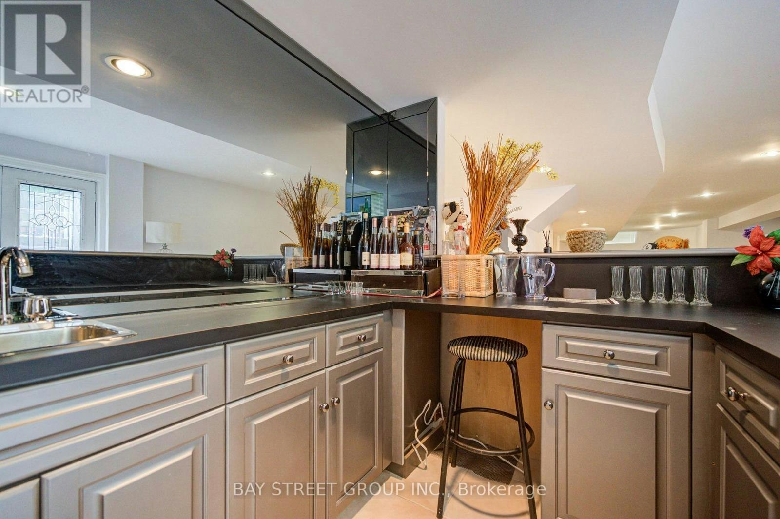 58 Bowan Court, Toronto, ON, M2K 3A7 - 38