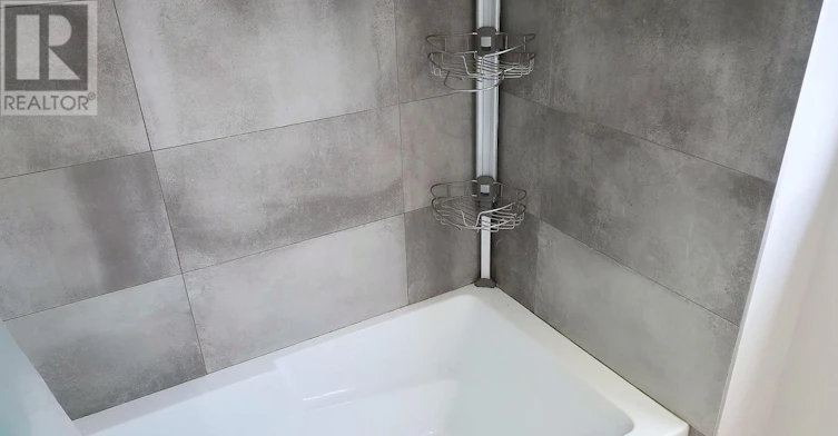 MAIN LEVEL-15 Castille Avenue, Toronto, ON, M1R 2B9 - 19