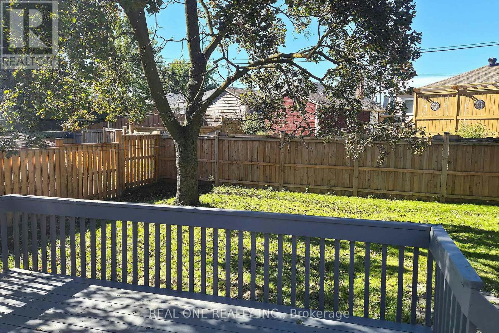 MAIN LEVEL-15 Castille Avenue, Toronto, ON, M1R 2B9 - 27