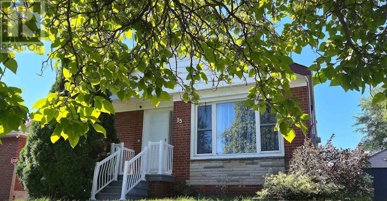 MAIN LEVEL-15 Castille Avenue, Toronto, ON, M1R 2B9 - 2