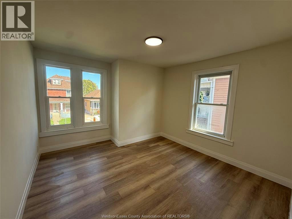 2-643 Pierre, Windsor, ON, N9A 2K3