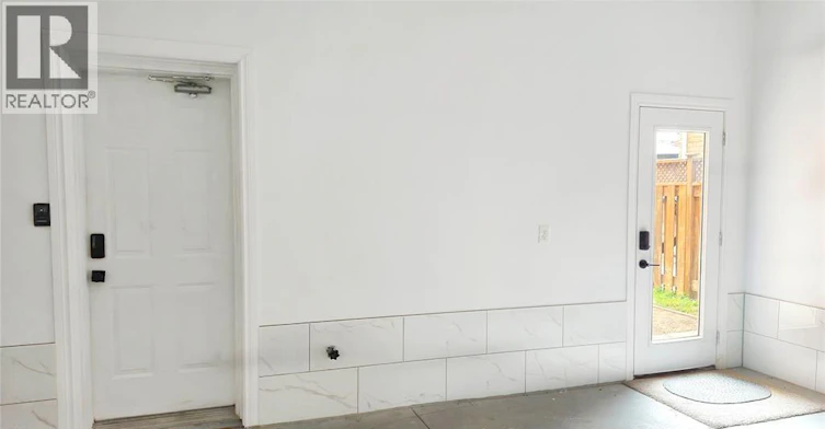 LOWER-265 Geraldine Crescent, Windsor, ON, N9E 4M8 - 3
