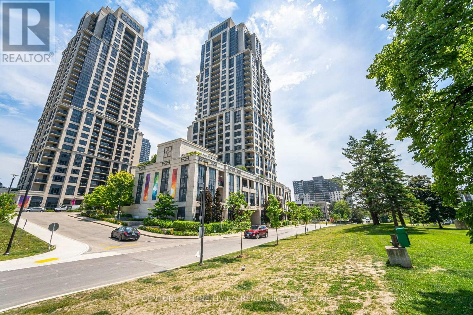 207-6 Eva Road, Toronto, ON, M9C 0B1