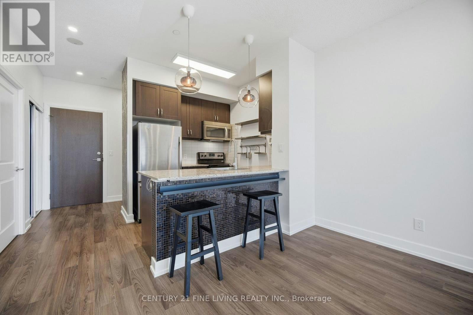 207-6 Eva Road, Toronto, ON, M9C 0B1 - 5