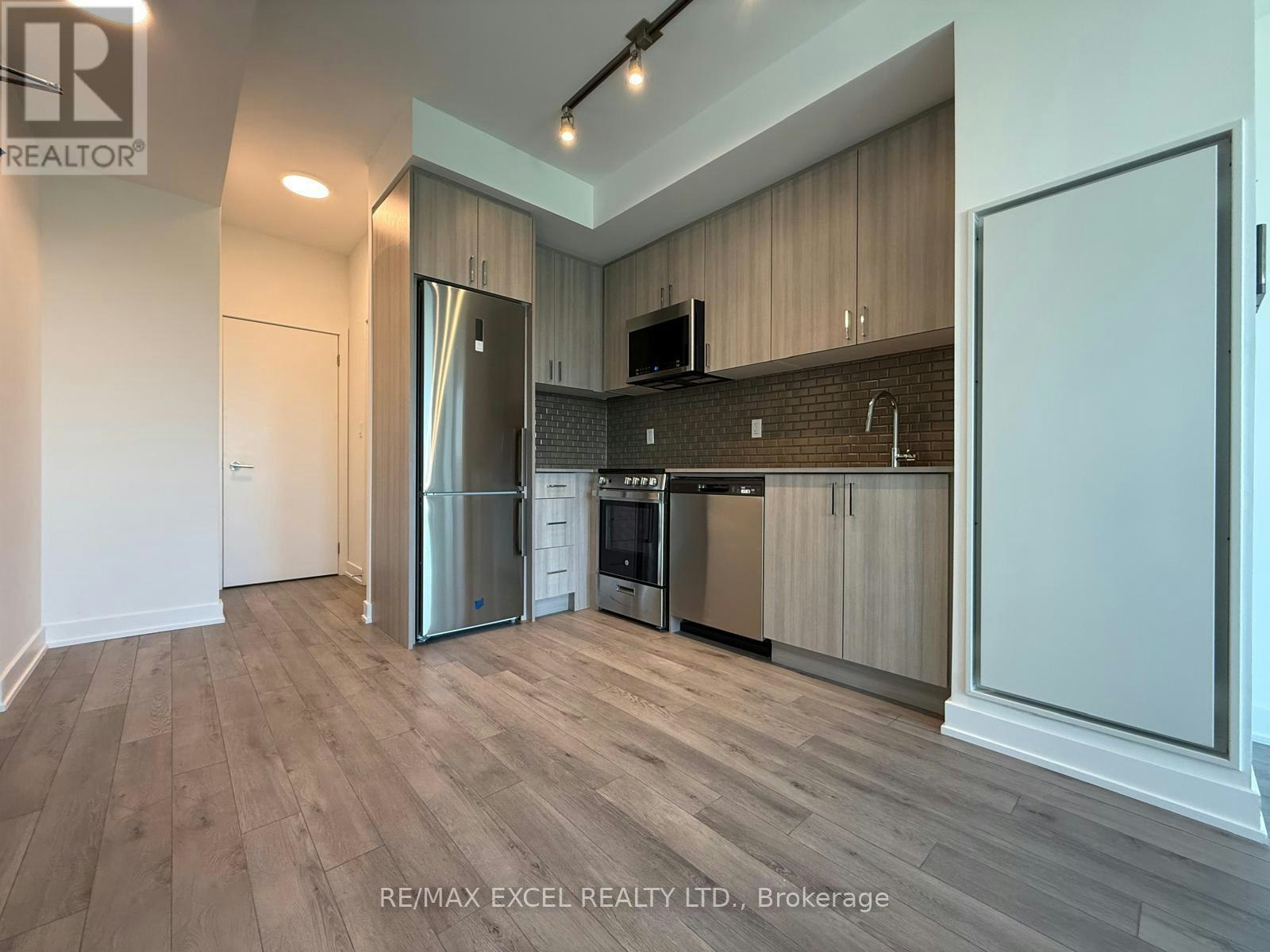 330-1005 Dundas Street E, Oakville, ON, L6H 8C7 - 4