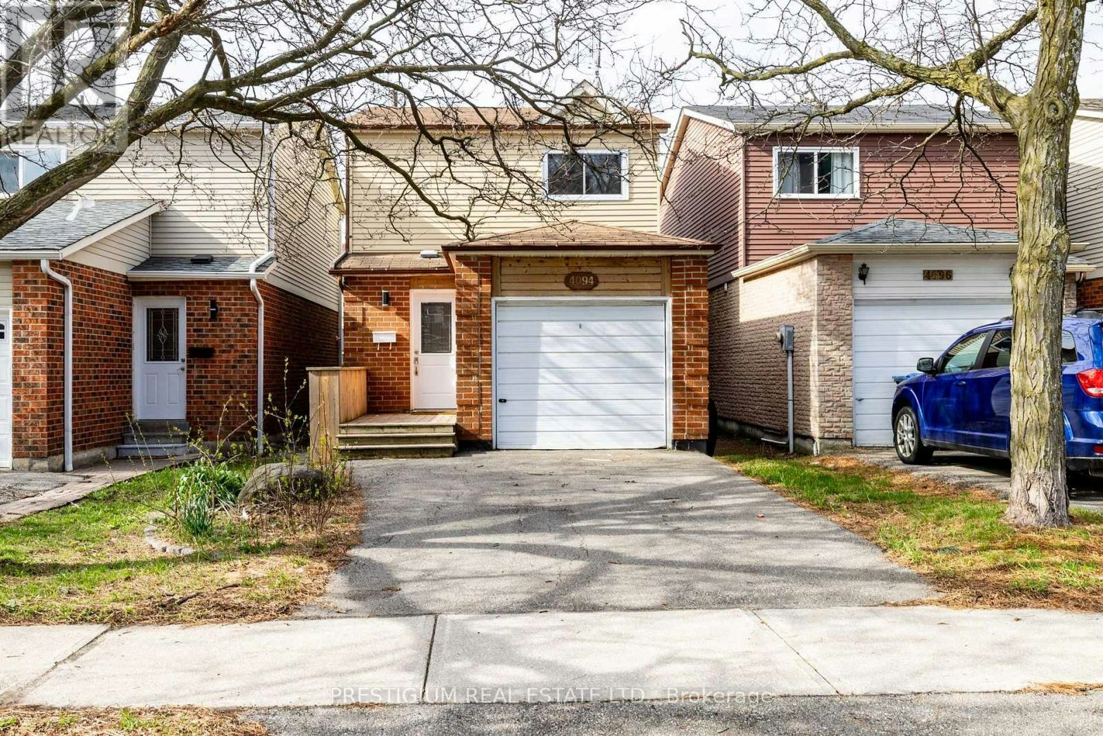 4094 Teakwood Drive, Mississauga, ON, L5C 3L6