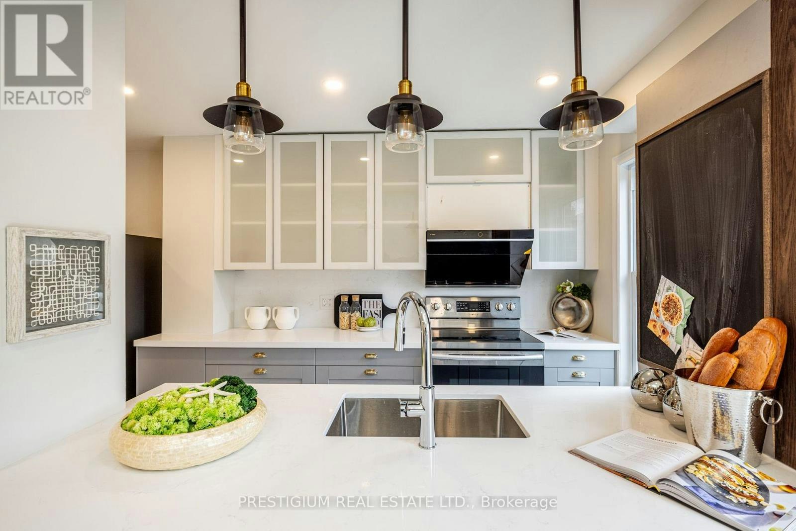 4094 Teakwood Drive, Mississauga, ON, L5C 3L6 - 8