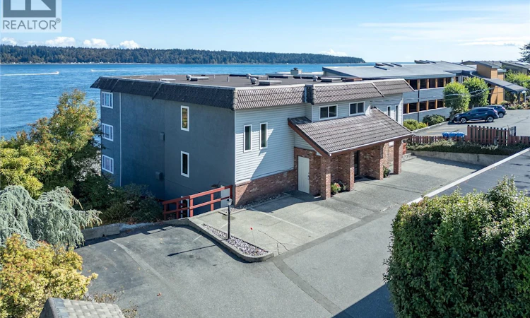 3-553 N Island Highway