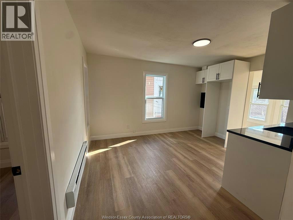 4-643 Pierre, Windsor, ON, N9A 2K3 - 4