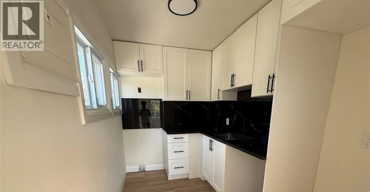4-643 Pierre, Windsor, ON, N9A 2K3 - 5