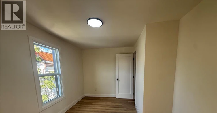 4-643 Pierre, Windsor, ON, N9A 2K3