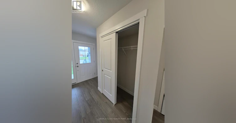 8 Beverly Street, Springwater, ON, L0L 1P0 - 6