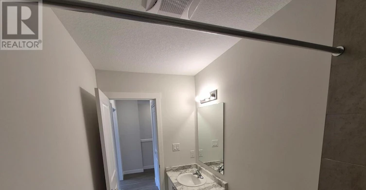 8 Beverly Street, Springwater, ON, L0L 1P0 - 22