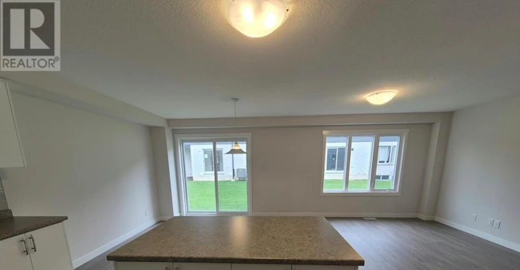 8 Beverly Street, Springwater, ON, L0L 1P0 - 26