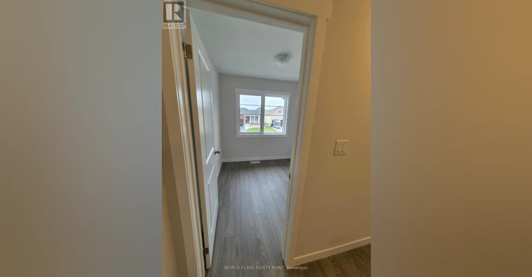 8 Beverly Street, Springwater, ON, L0L 1P0 - 24