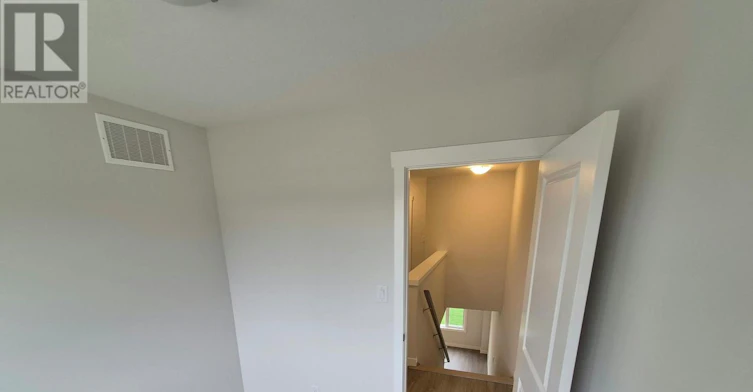 8 Beverly Street, Springwater, ON, L0L 1P0 - 28