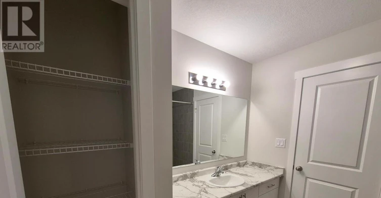 8 Beverly Street, Springwater, ON, L0L 1P0 - 44