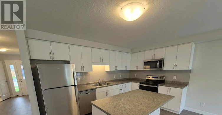 8 Beverly Street, Springwater, ON, L0L 1P0 - 32