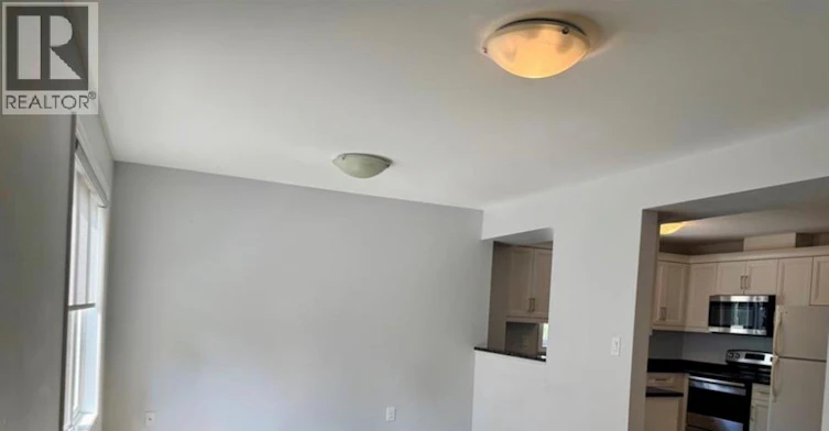 4-204 Beechwood Drive, Lakeshore, ON, N0R 1A0 - 2