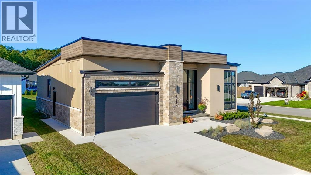 3532 Rowdy Road, Plympton-Wyoming, ON, N0N 1E0