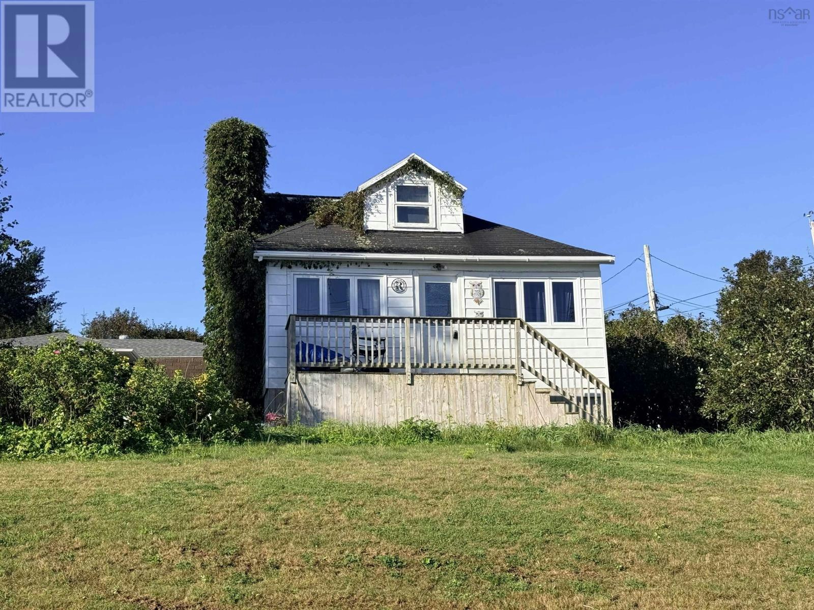 7 Monteith Avenue, Westmount, NS, B1R 1K3