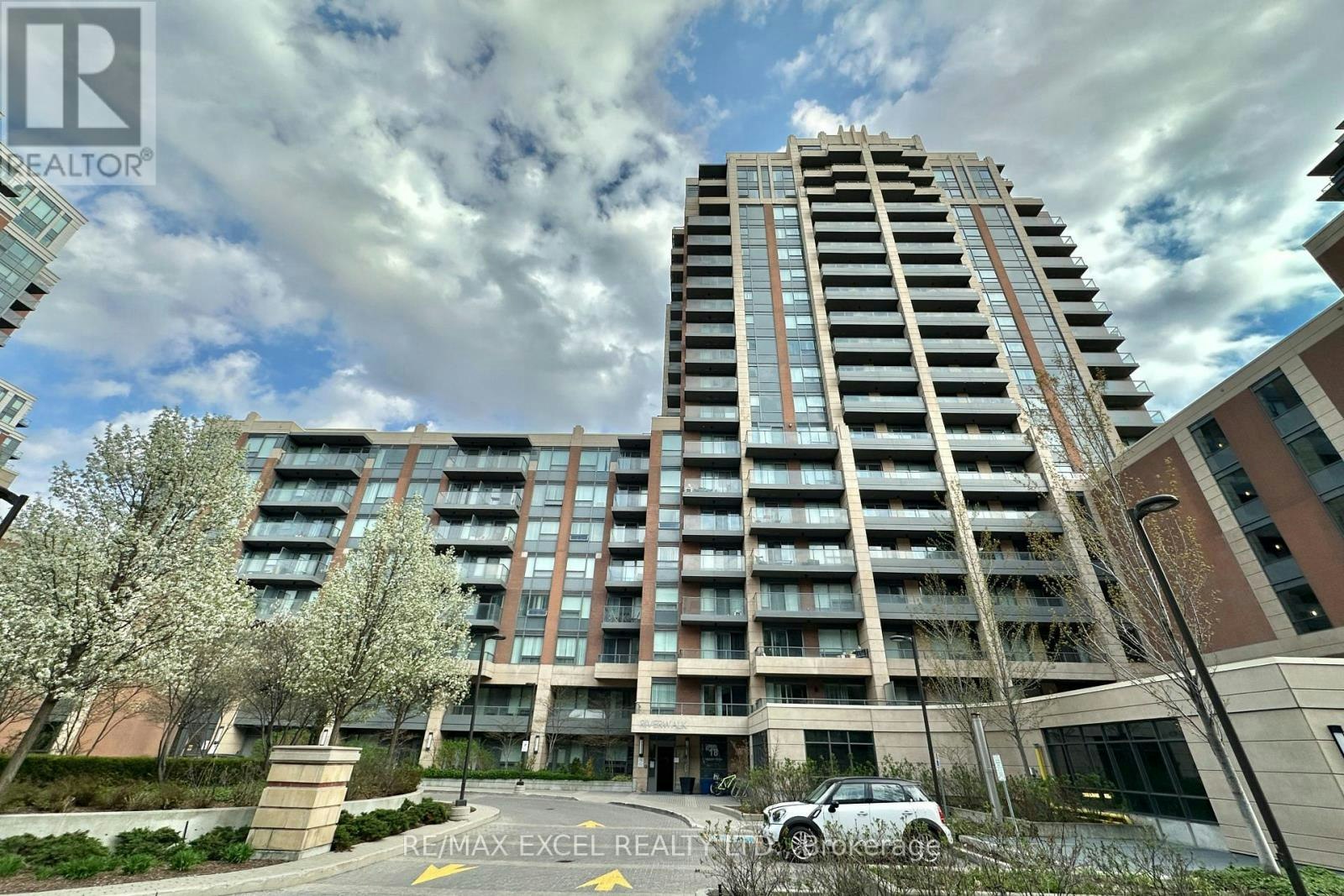 703-18 Uptown Drive, Markham, ON, L3R 5M5 - 2