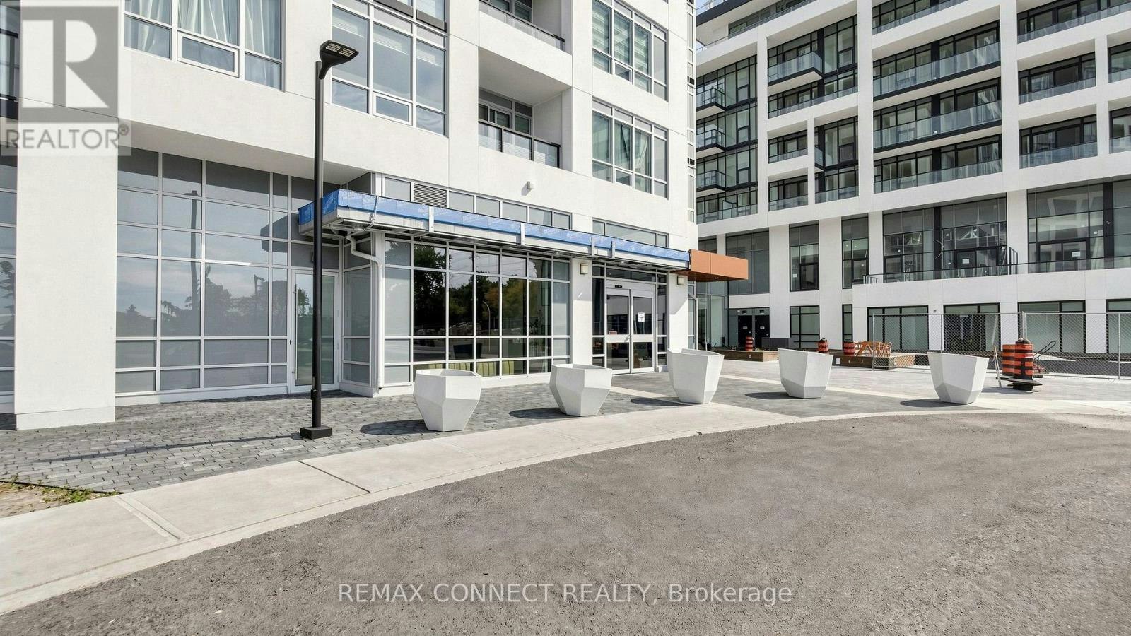 2107-209 Steeles Avenue W, Brampton, ON, L6Y 0B5 - 3