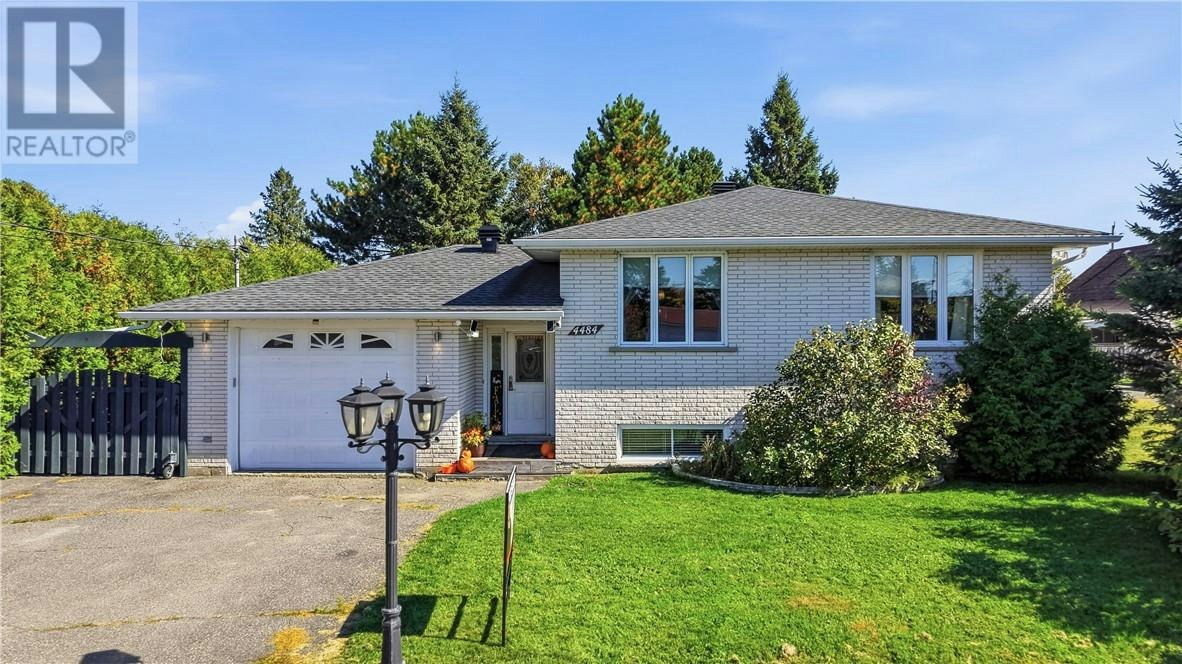 4484 Carl Street, Greater Sudbury, ON, P3P 1X5
