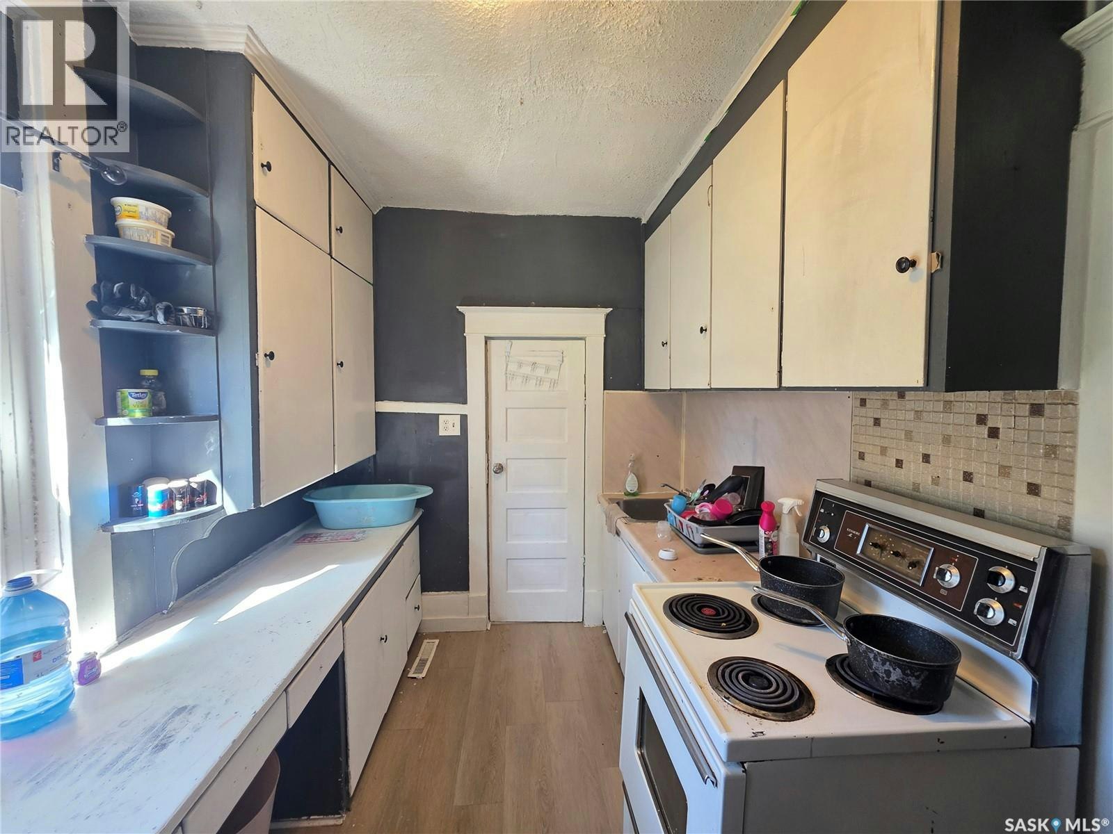 1126 Robinson Street, Regina, SK, S4T 2M9