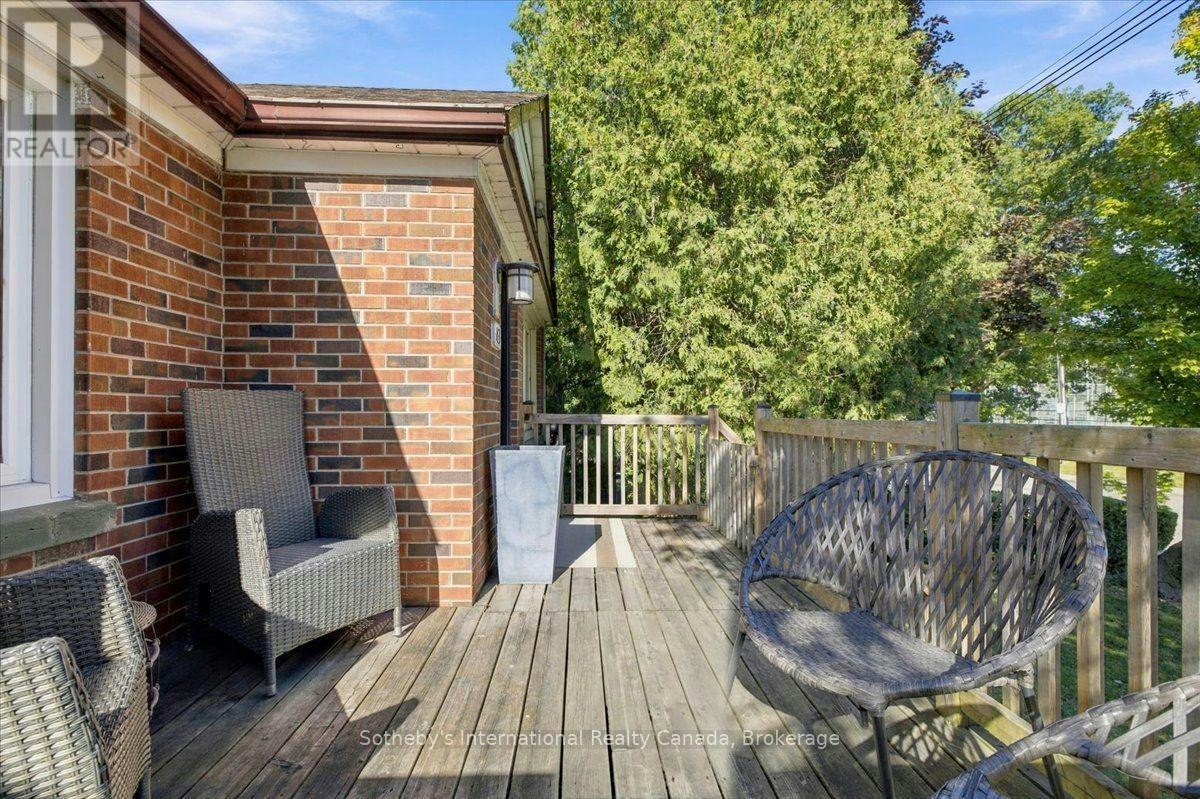 163 Deane Avenue, Oakville, ON, L6K 1N2 - 3