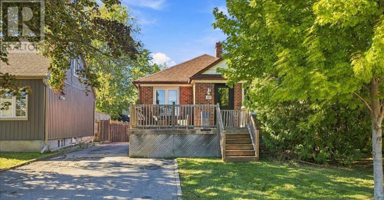 163 Deane Avenue, Oakville, ON, L6K 1N2