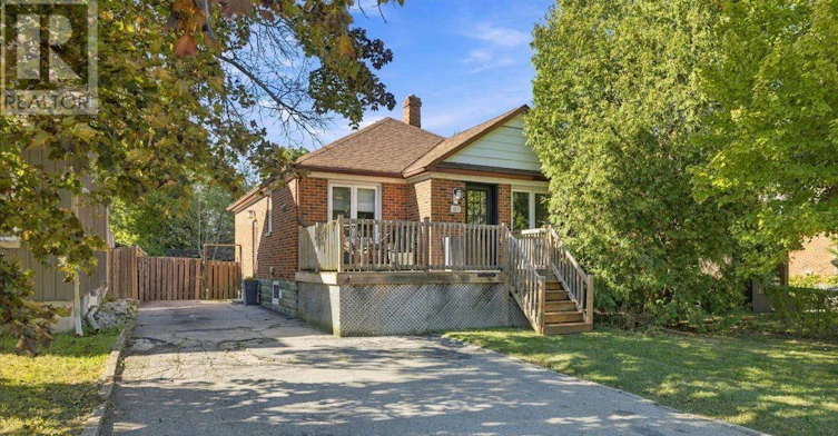 163 Deane Avenue, Oakville, ON, L6K 1N2 - 2