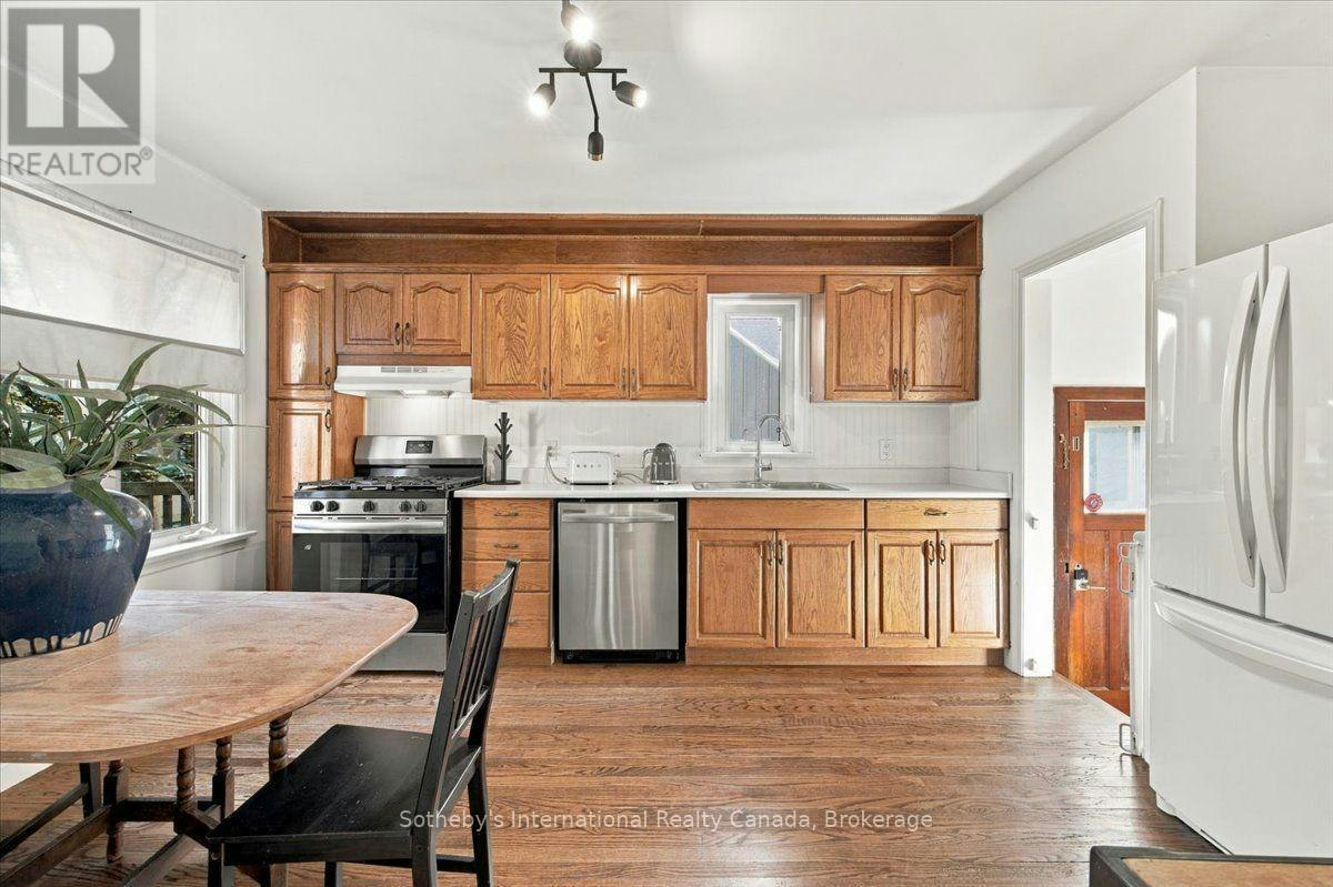 163 Deane Avenue, Oakville, ON, L6K 1N2 - 13