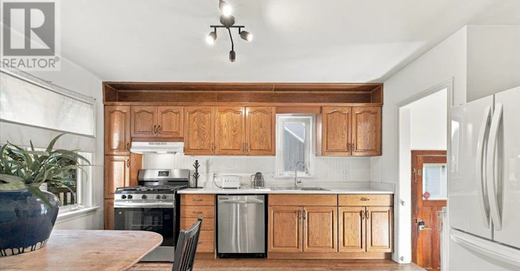 163 Deane Avenue, Oakville, ON, L6K 1N2 - 13