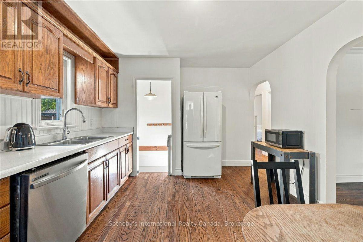 163 Deane Avenue, Oakville, ON, L6K 1N2 - 14