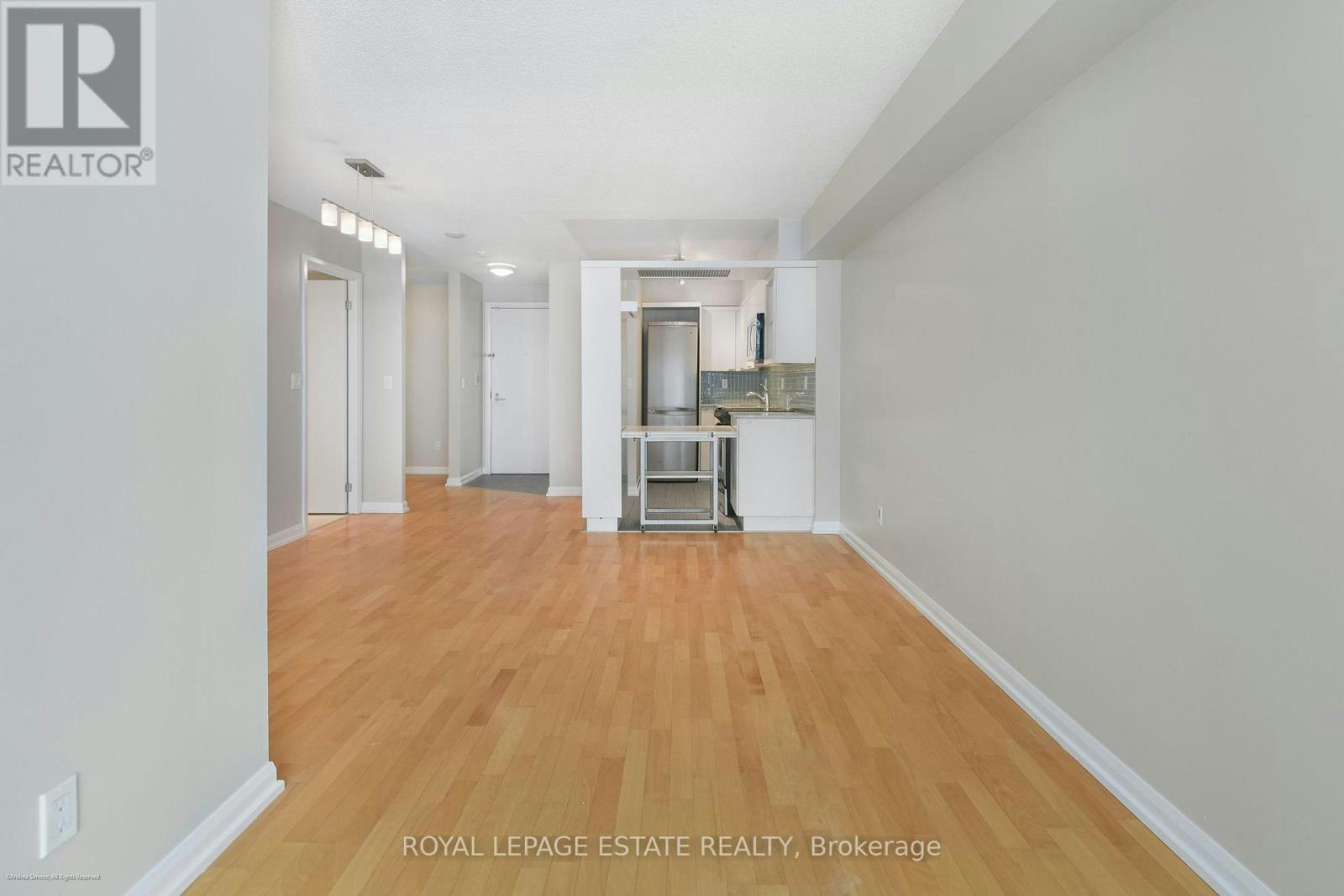 938-111 Elizabeth Street, Toronto, ON, M5G 1P7 - 13